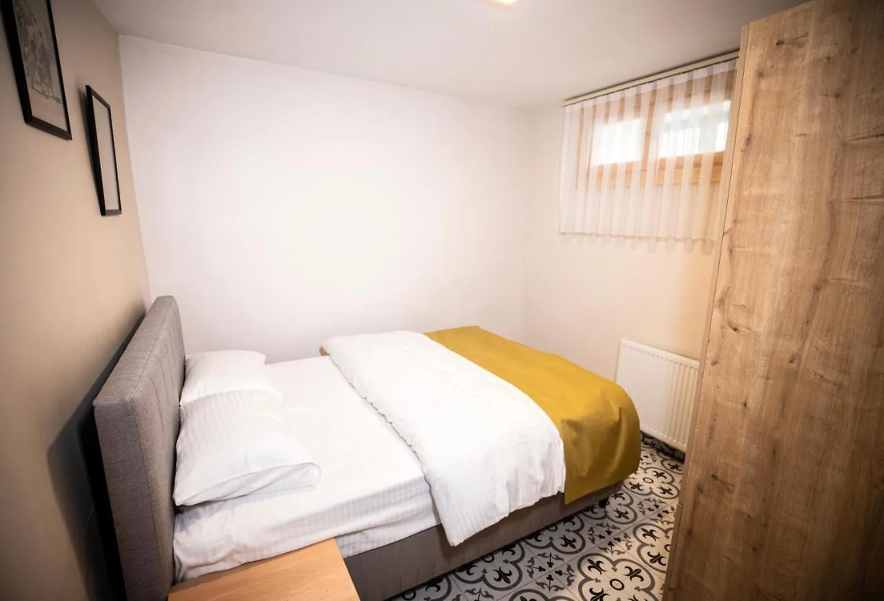 Cosa Zeyrek- Home At The Heart Of Istanboel 0*,  Turkije